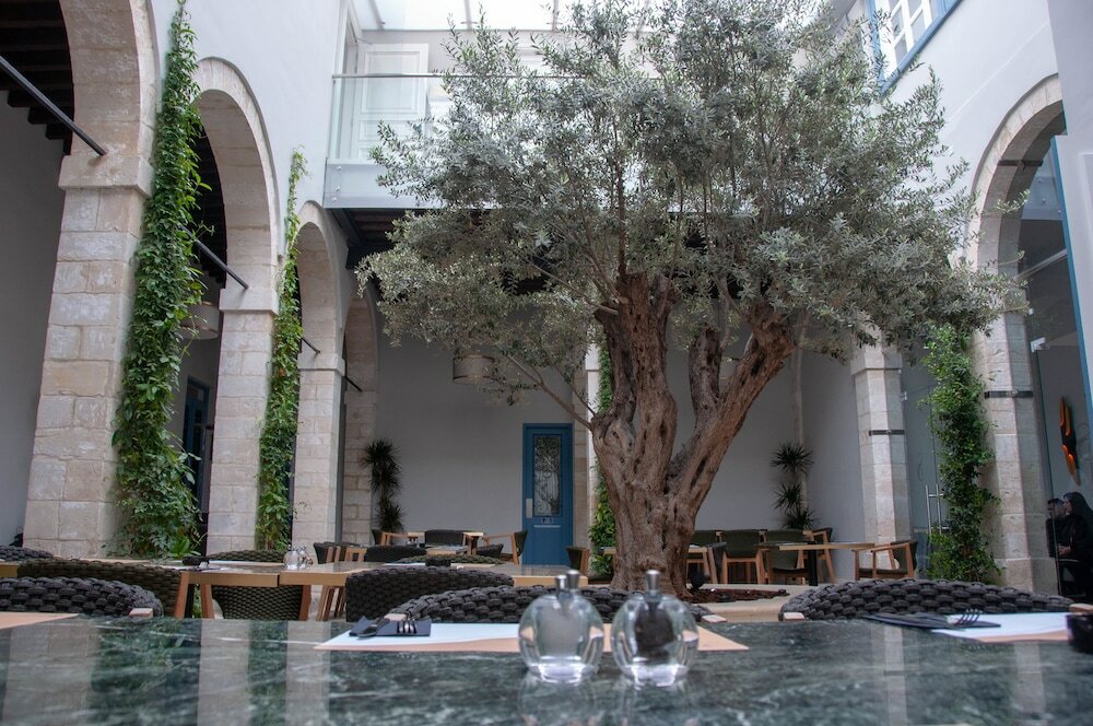 Фото S Paul Hotel