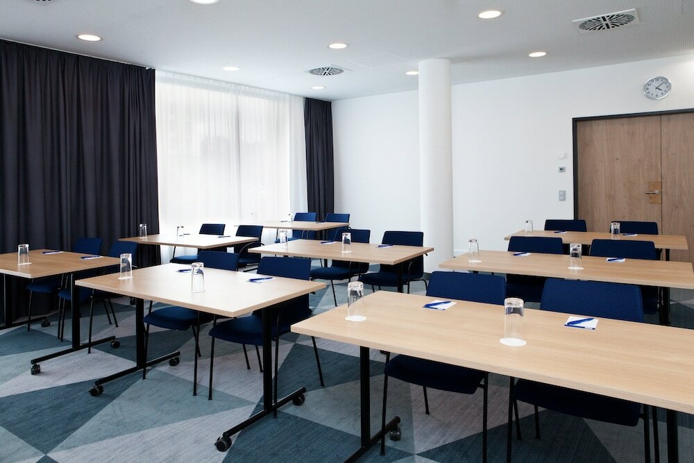 Фото Holiday Inn Express Lustenau, an Ihg Hotel