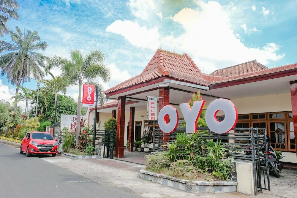 Hotel Oyo 1036 Hotel Palem 1 Syariah, Malang, photo
