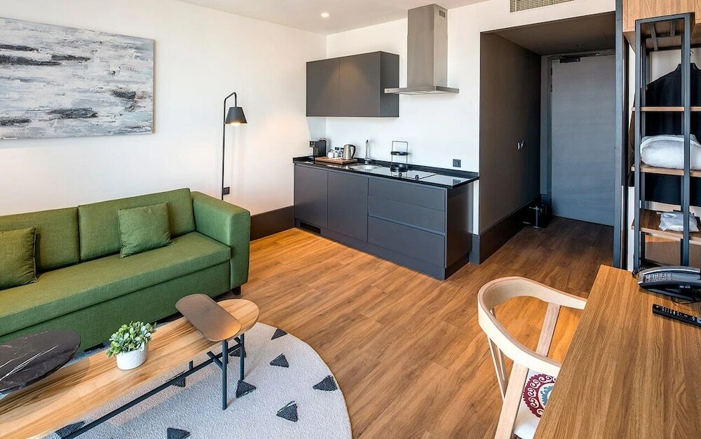 Фото Neo Kvl Hotel by Tasigo