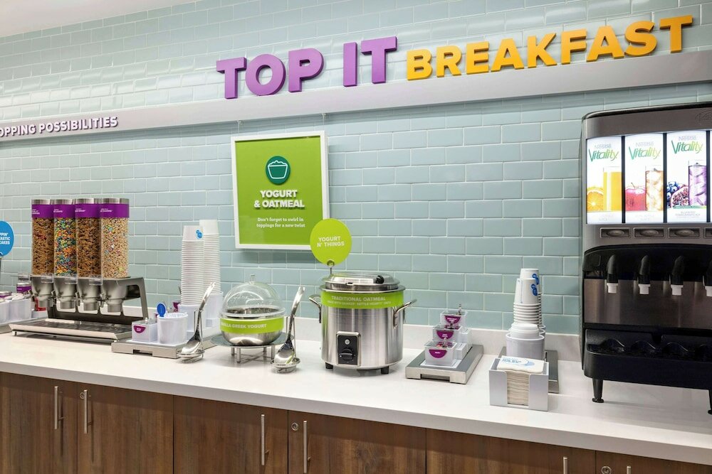 Фото Tru by Hilton Charlotte Tyvola I-77