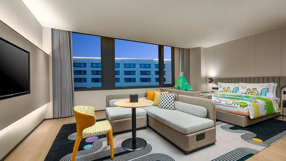 Фото Holiday Inn Shanghai Pudong Airport