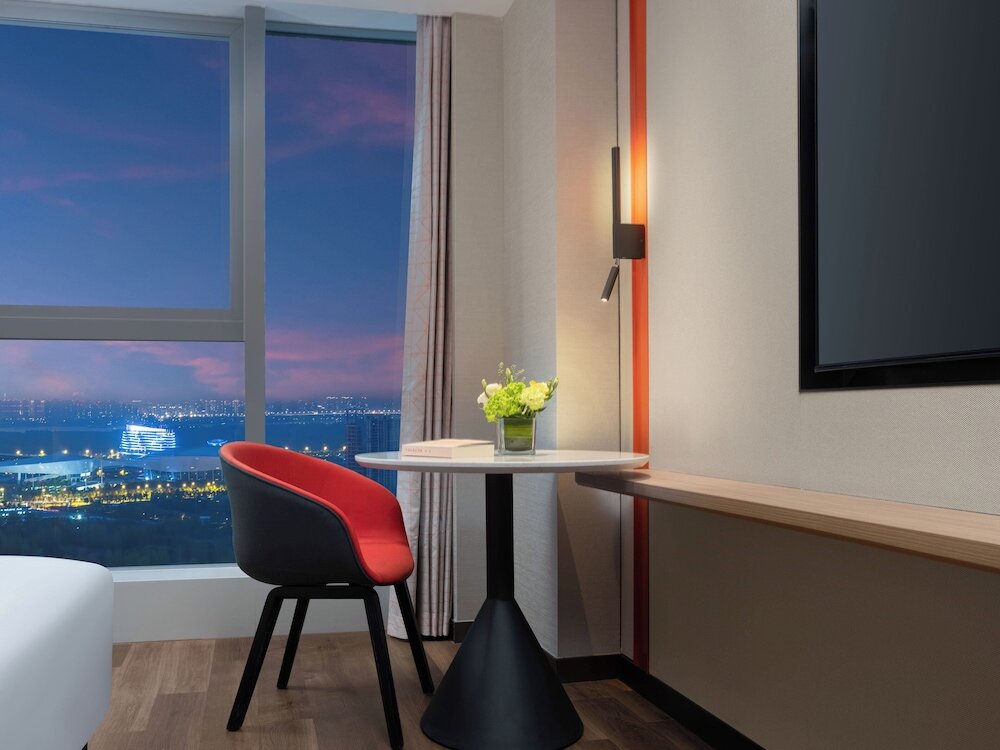 Фото Holiday Inn Express Nanjing Jiangbei Wonhall Mall, an Ihg Hotel