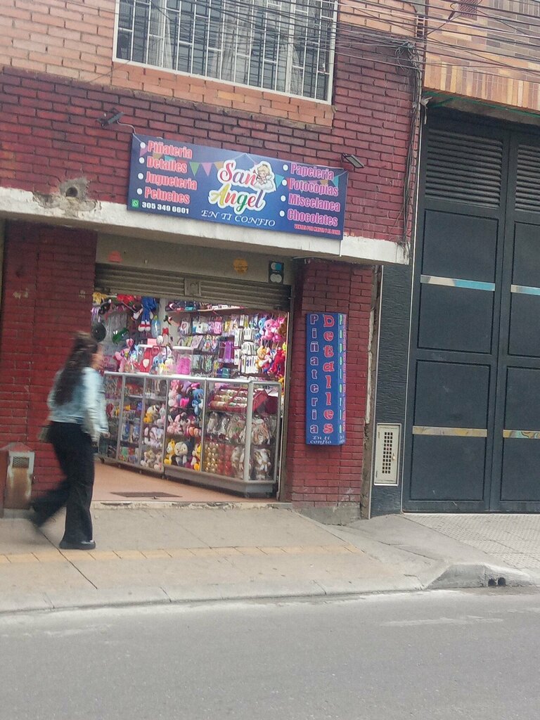 Toys and games San Ángel EN Tí Confío, Bogota, photo