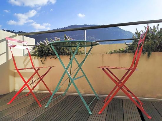 Фото Esatitude Hôtel