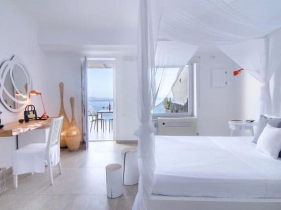 Фото Отель Santorini Secret Suites & Spa