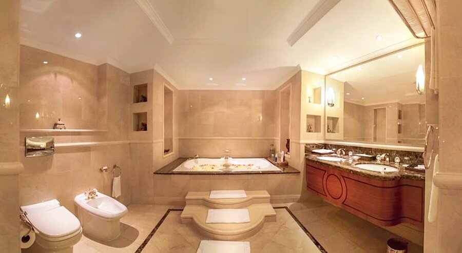 Фото Corniche Hotel Abu Dhabi