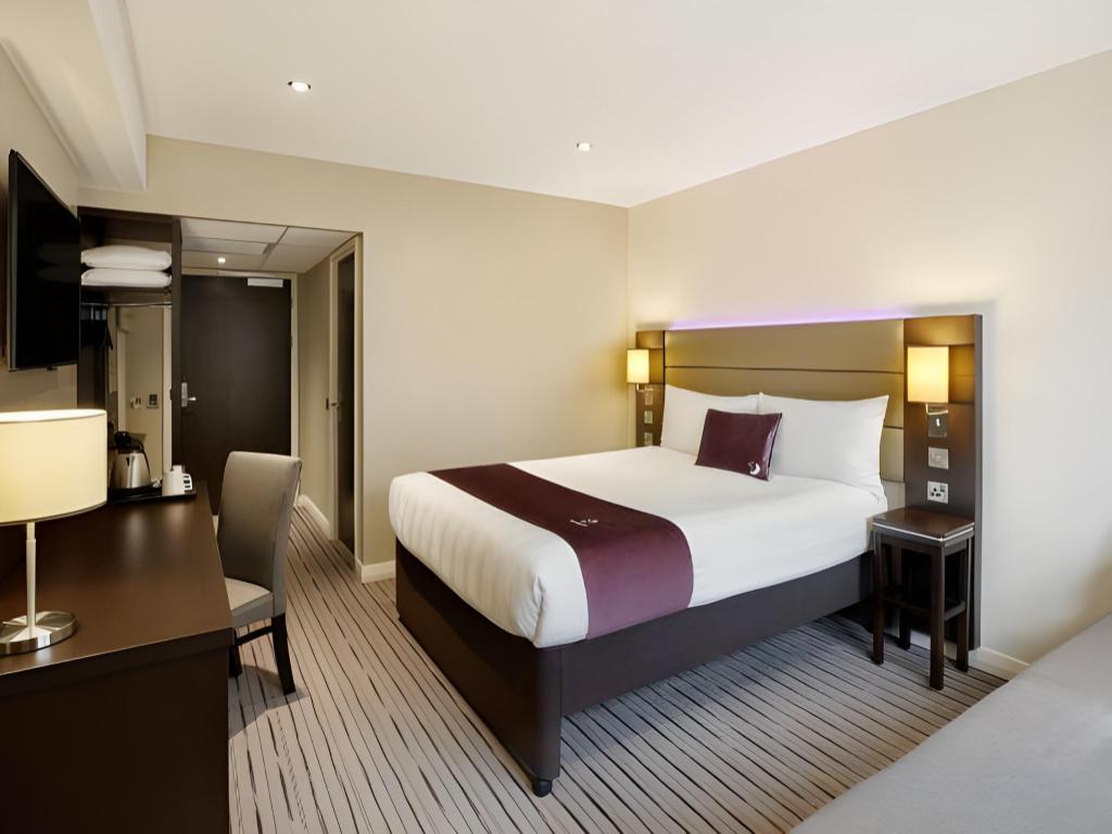 Фото Premier Inn London Harrow