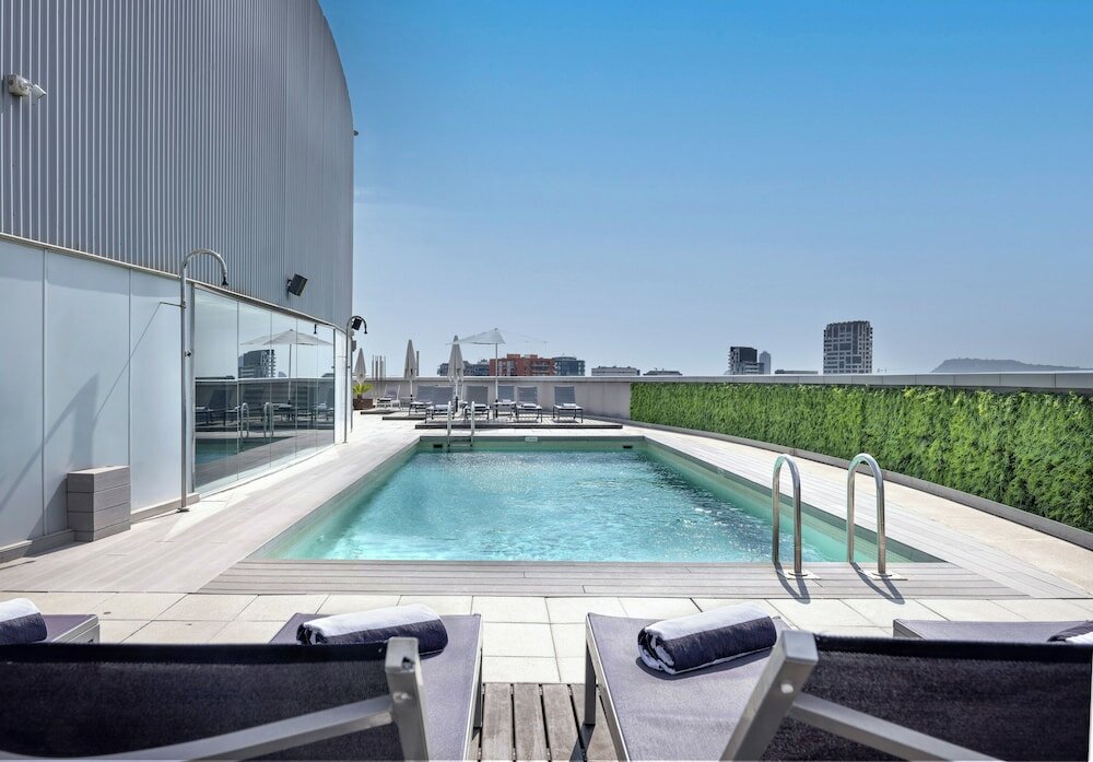 Фото Hotel Barcelona Condal Mar Affiliated by Meliá