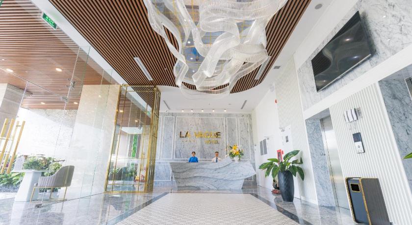 Фото La Vague Hotel