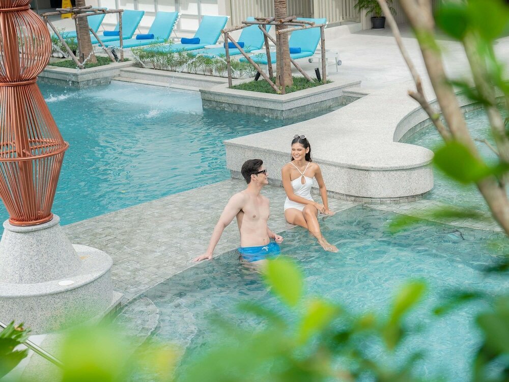 Фото Novotel Living Bangkok Sukhumvit Legacy
