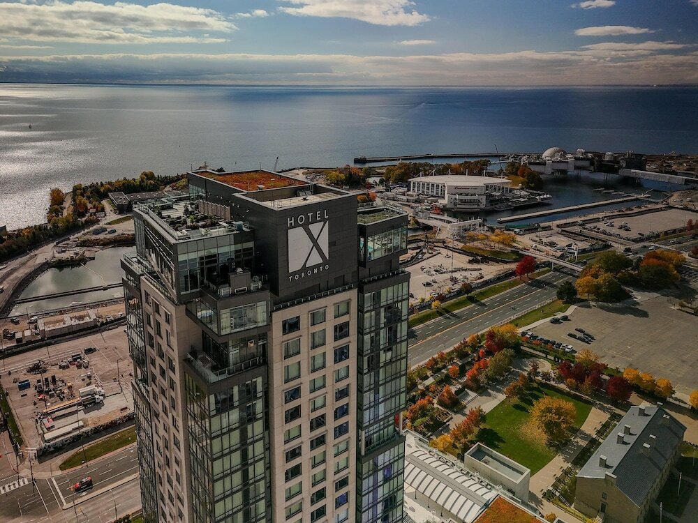 Фото Hotel X Toronto by Library Hotel Collection