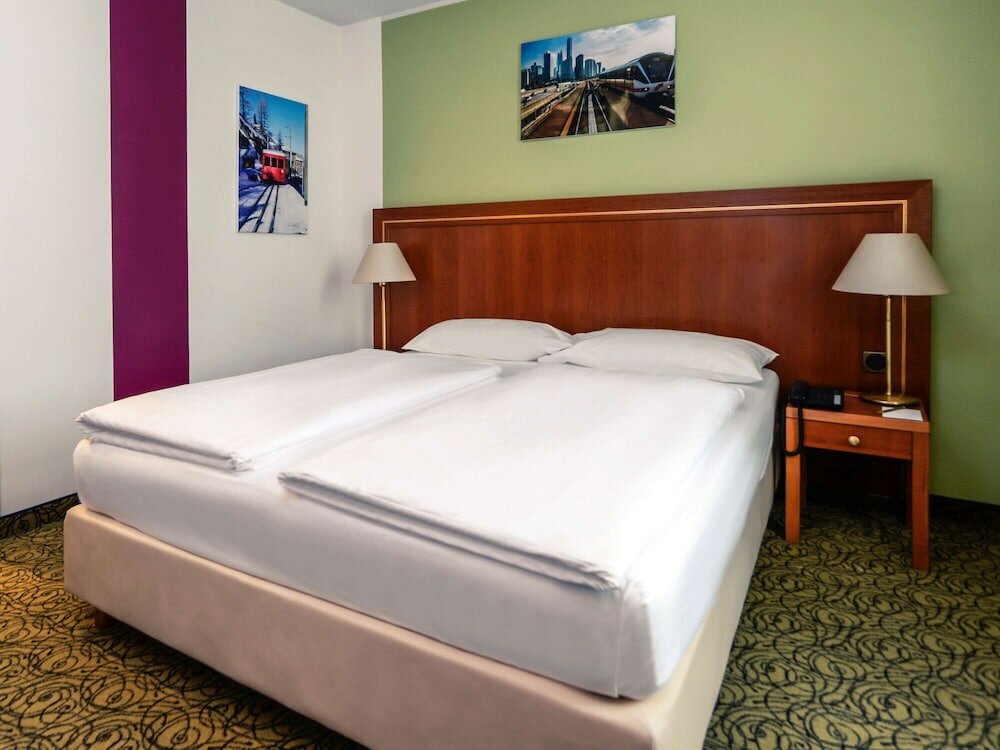 Фото Hotel Mercure Wien Westbahnhof