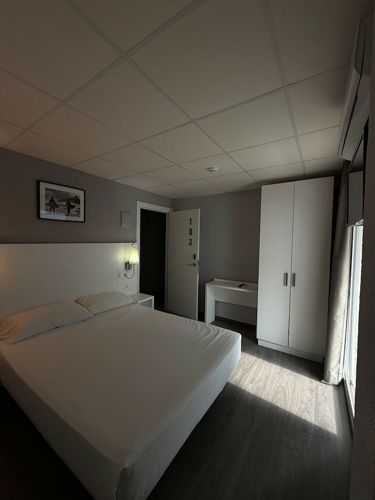 Фото Hostal Boutique Benidorm Blue Beach