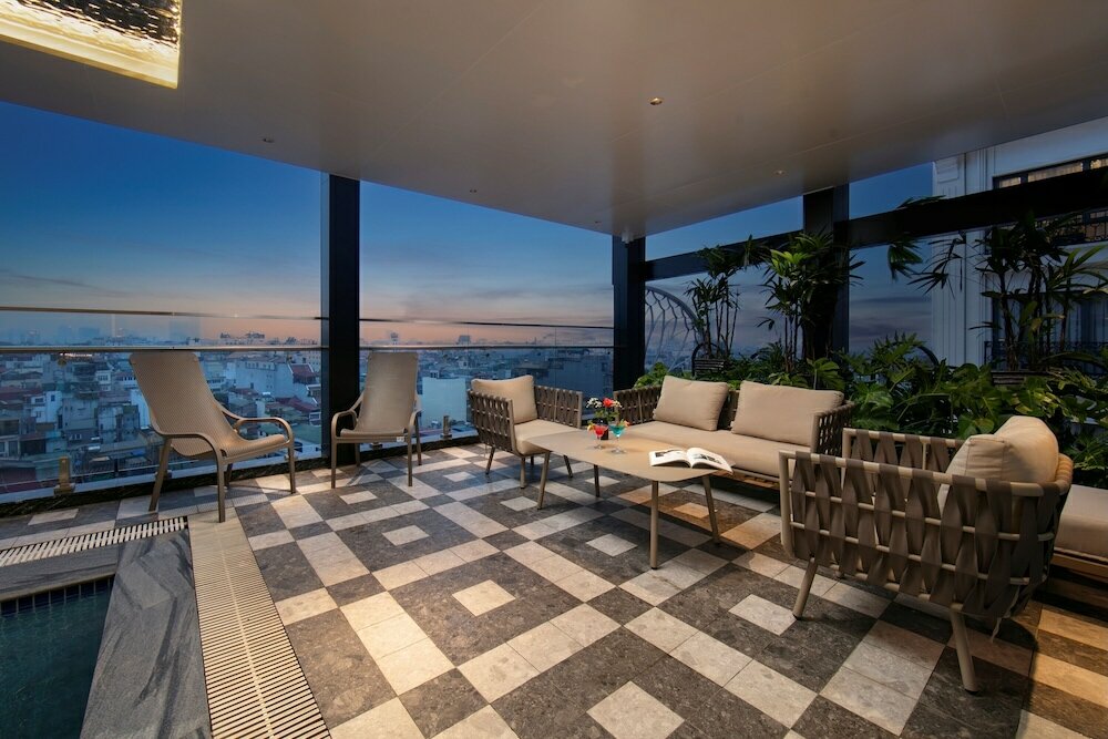 Фото May De Ville Old Quarter II Hotel