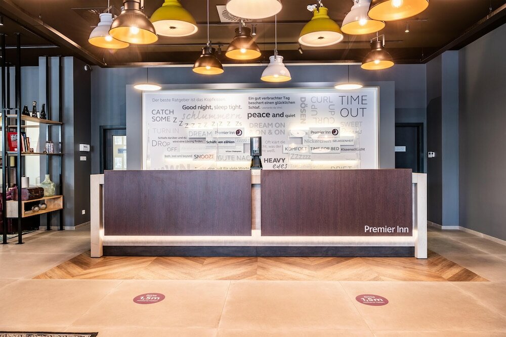 Фото Premier Inn Wuppertal City Centre Hotel
