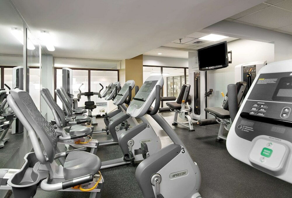 Фото Wyndham Edmonton Hotel and Conference Centre