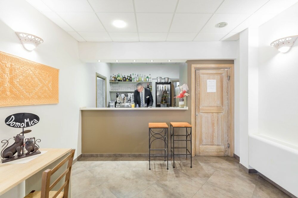 Фото Hotel Domomea