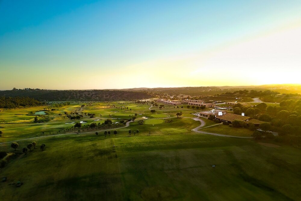 Фото Nau Morgado Golf & Country Club