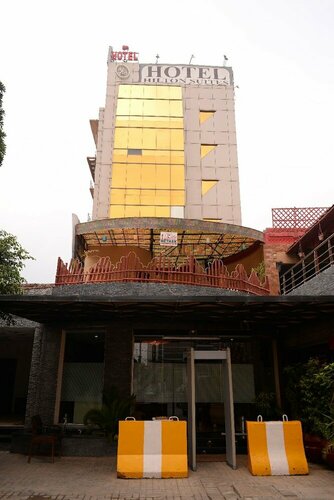 Гостиница Hilton Suites Gulberg Lahore в Лахоре