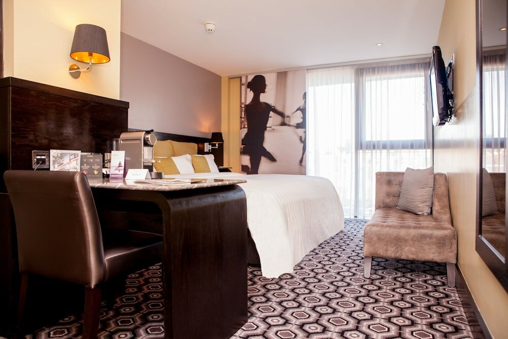 Фото The Vincent Hotel