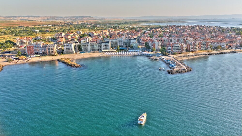 Фото Festa Pomorie Resort