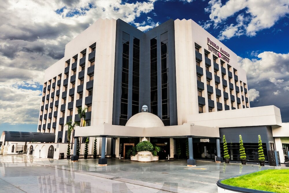 Фото Hotel Pueblo Amigo Plaza & Casino