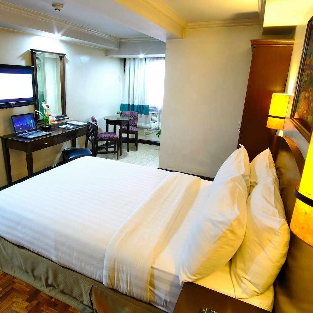 Фото Fersal Hotel Manila