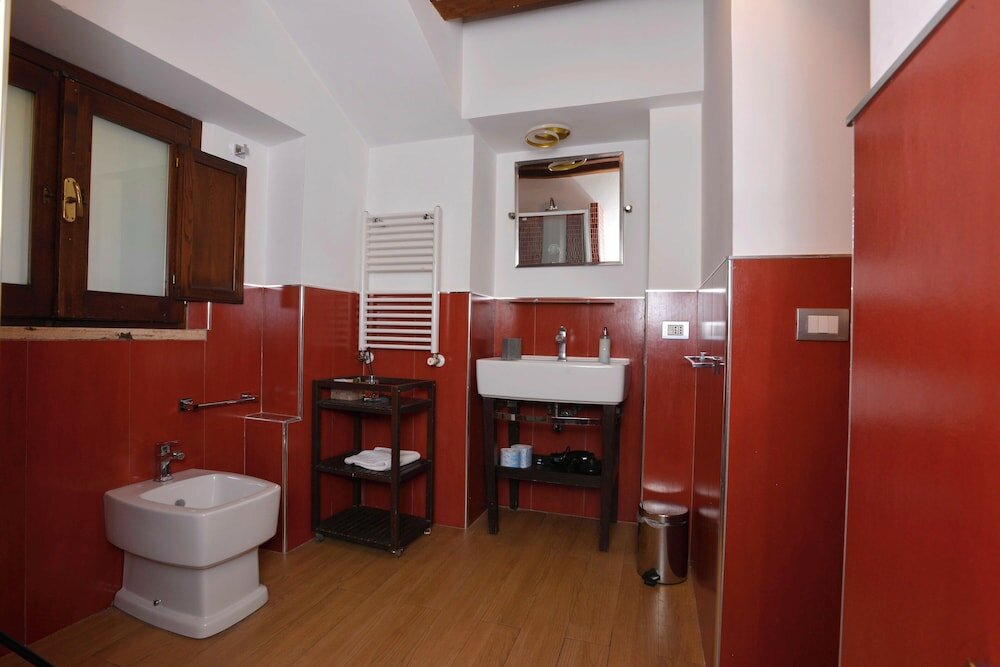Фото St. Peter' Six Rooms & Suites
