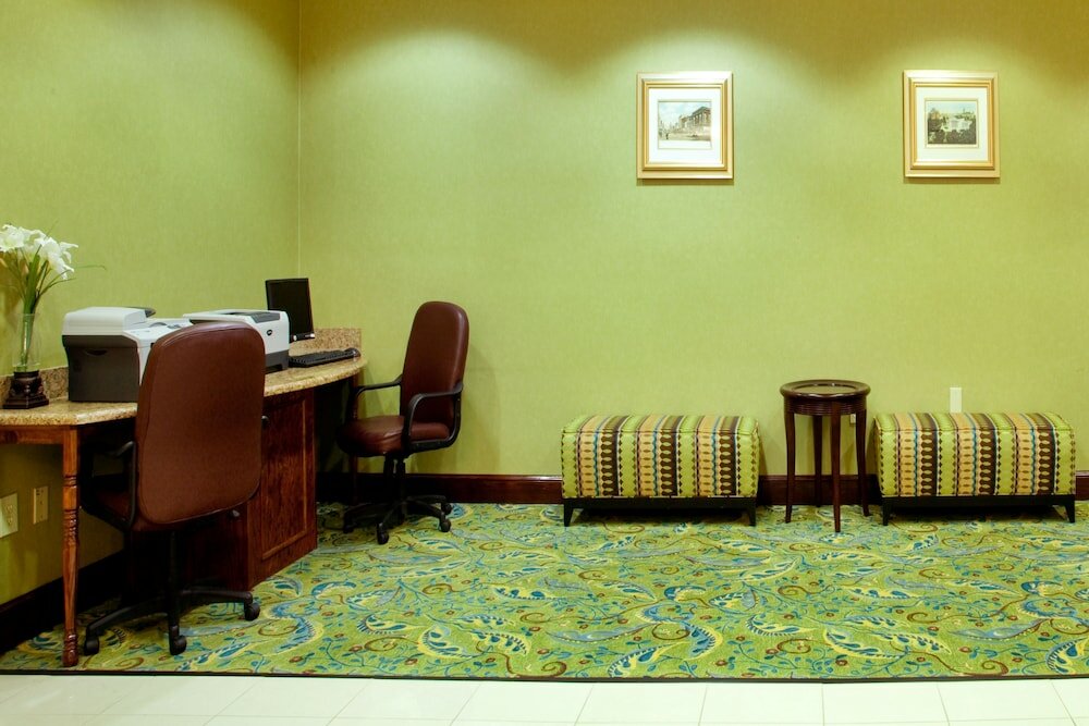Фото Holiday Inn Express Richmond Downtown, an Ihg Hotel