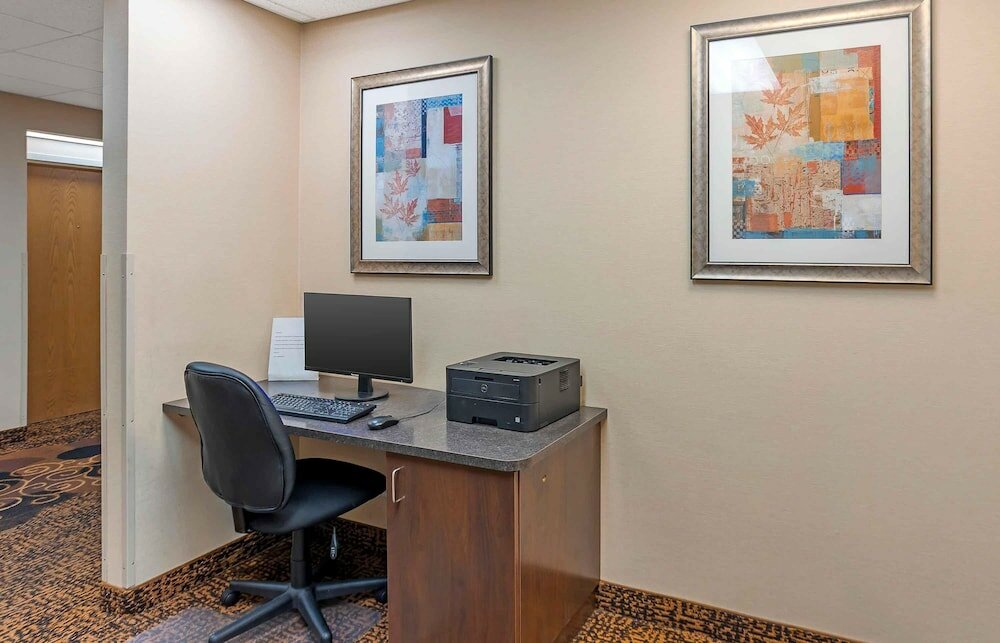 Фото MainStay Suites Of Lancaster County