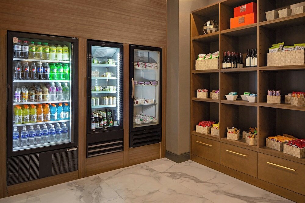 Фото Sheraton Suites Columbus