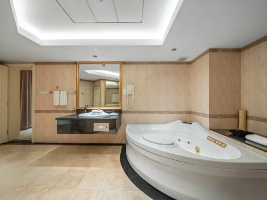 Фото Zhejiang International Hotel