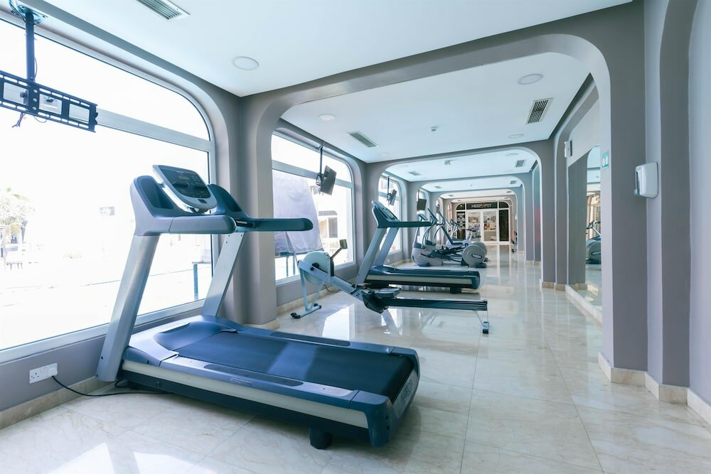 Фото Hotel Golden Tulip Bahrain