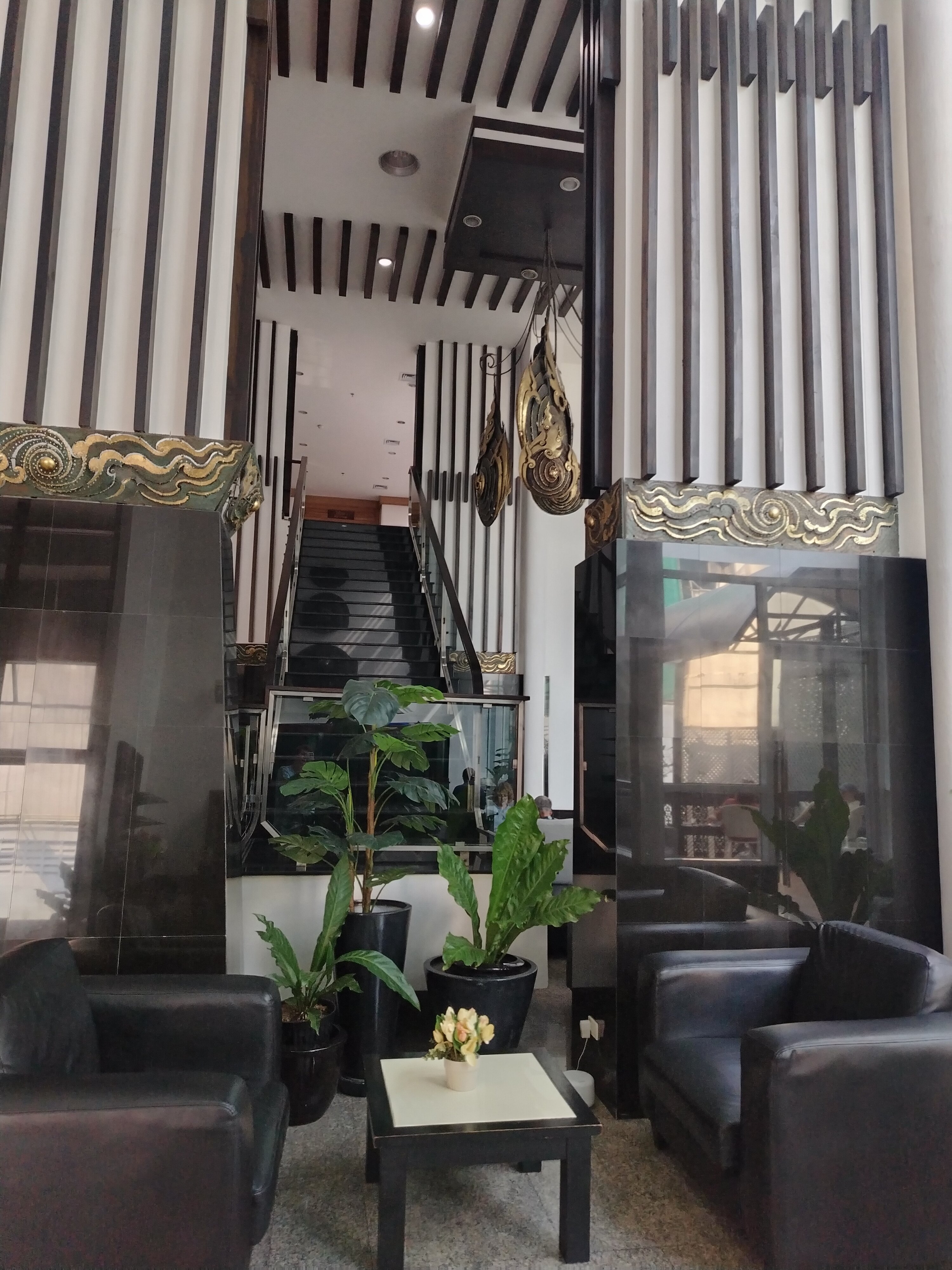 Фото Pinnacle Lumpinee Park Hotel