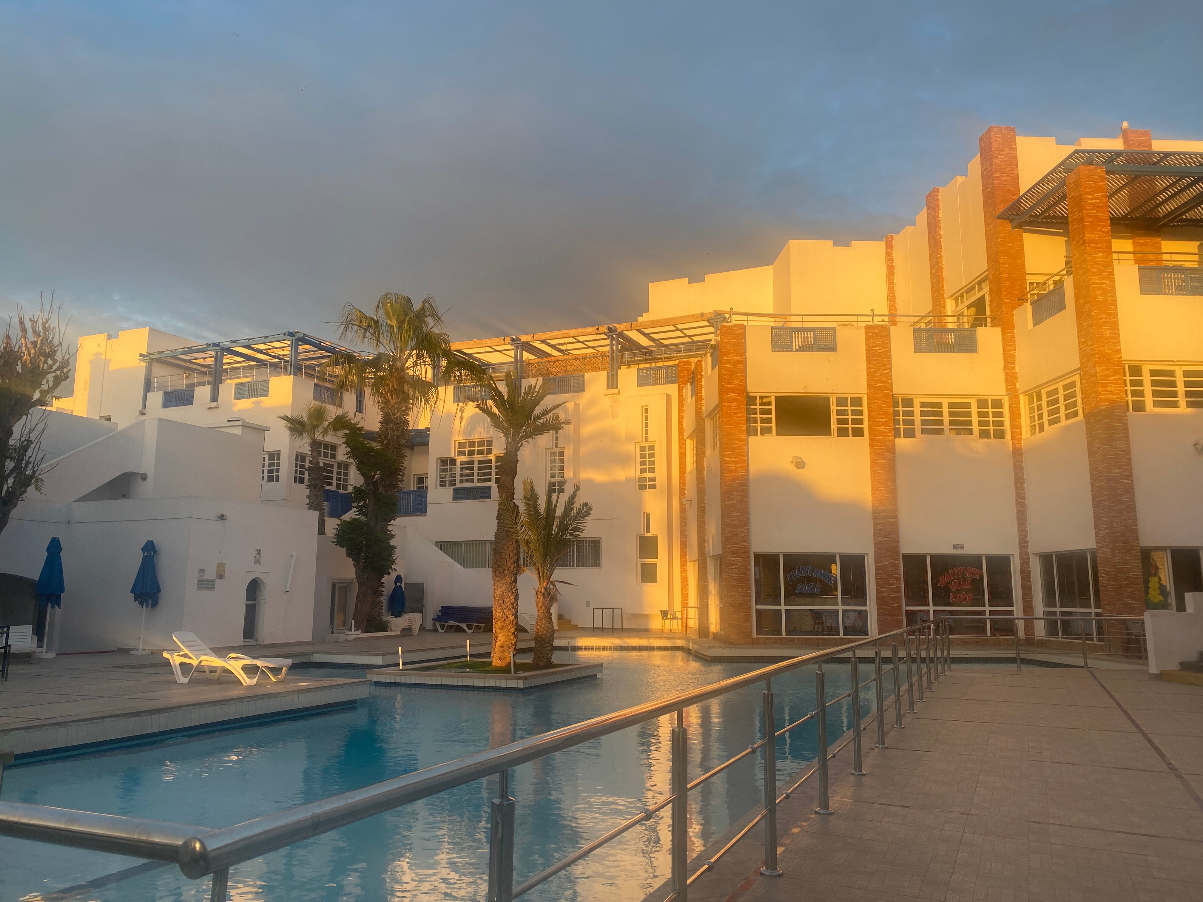 Фото Tagadirt Appart-Hotel