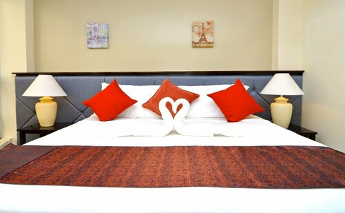 Гостиница 717 Cesar Place Hotel в Тагбиларане