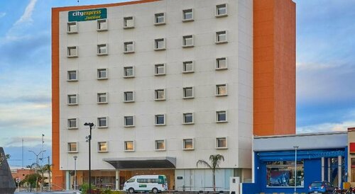 Гостиница City Express Junior by Marriott Aguascalientes Centro в Агуаскальентесе
