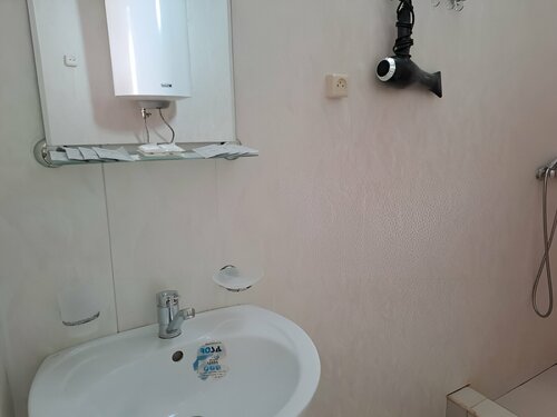 Гостевой дом У своих в Гагре