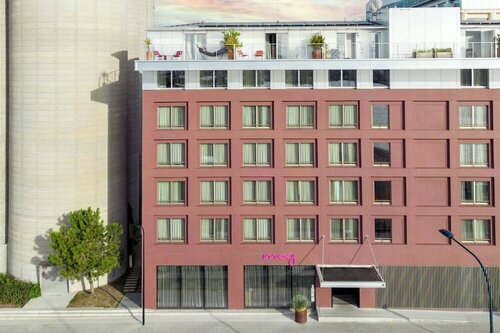 Гостиница Moxy Bordeaux в Бордо