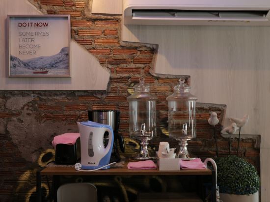 Фото Sleep Walker Poshtel - Hostel
