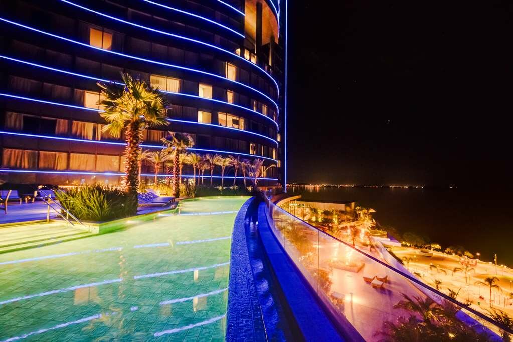 Фото DoubleTree by Hilton Porto Alegre