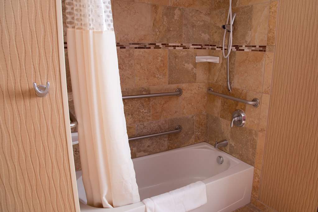 Фото Hampton Inn And Suites Dickinson, Nd