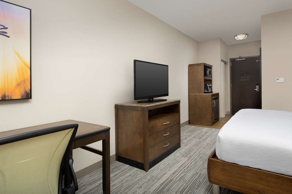 Фото Hilton Garden Inn Charlotte Airport