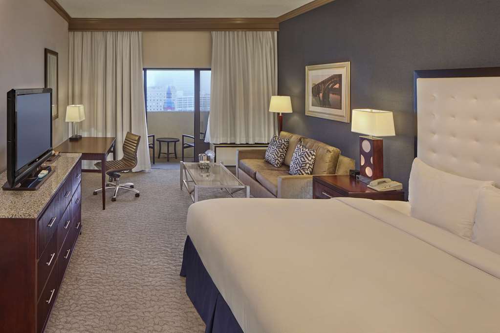 Фото DoubleTree by Hilton Little Rock