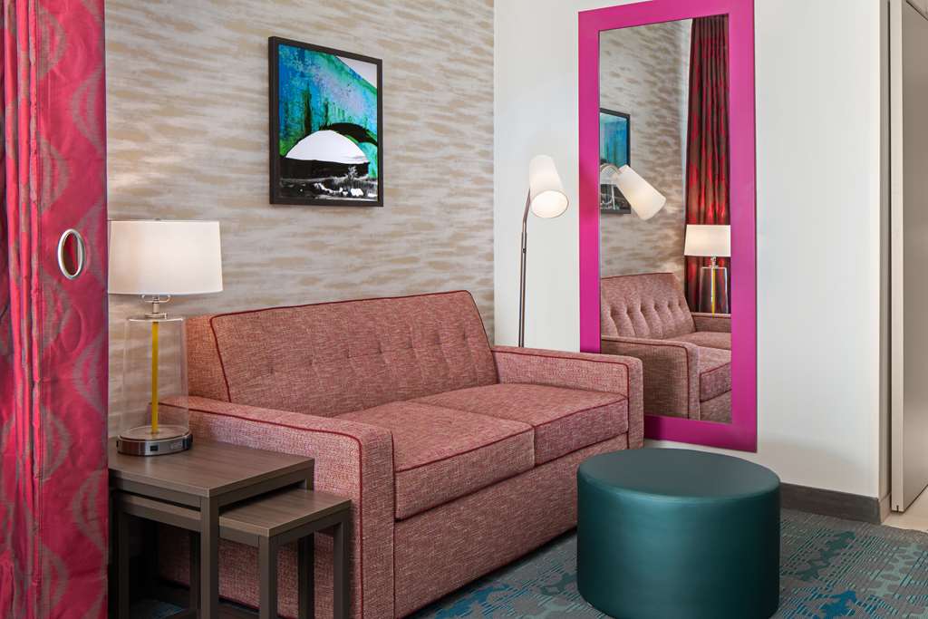Фото Home2 suites by Hilton Carlsbad