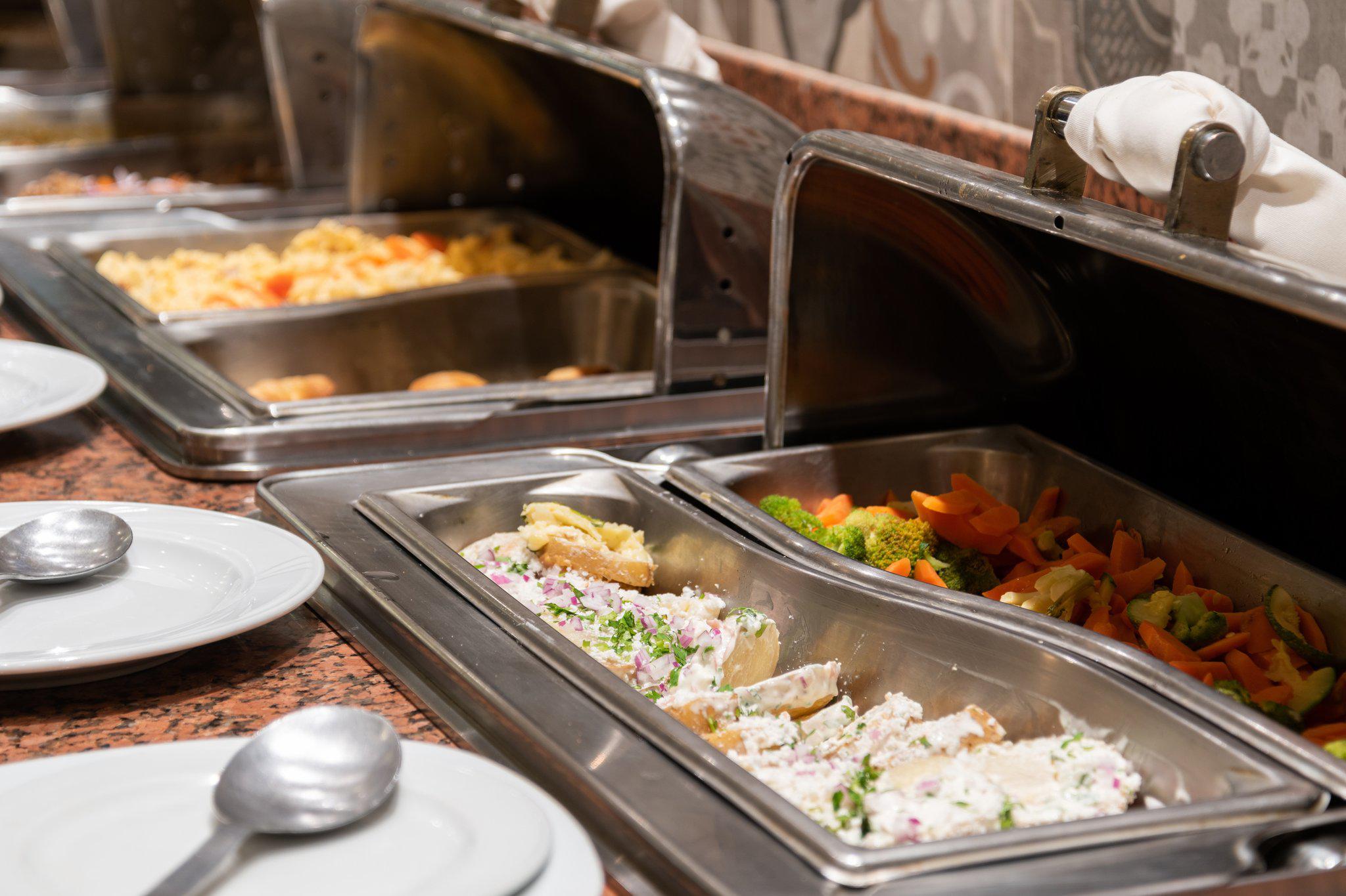 Фото Holiday Inn Guadalajara Expo