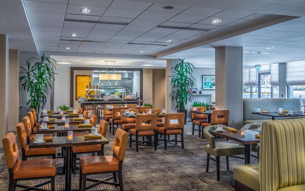 Фото Hilton Garden Inn Reagan National Airport