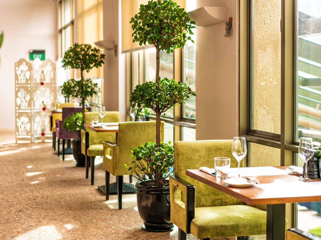 Фото Sofitel Saigon Plaza