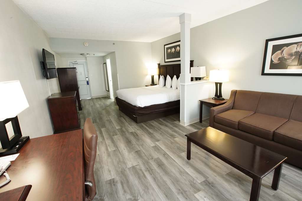 Фото Best Western Paramus Hotel & Suites